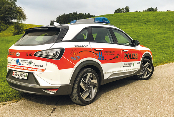 Ce Hyundai Nexo est utilisé par les instructeurs de la circulation de la police cantonale de Saint-Gall depuis le début du mois d'août 2020.