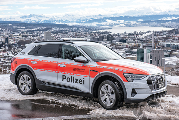 Im Winter sinkt die Reichweite von Elektroautos teils markant – auch bei diesem Audi e-tron der Zürcher Stadtpolizei. 
